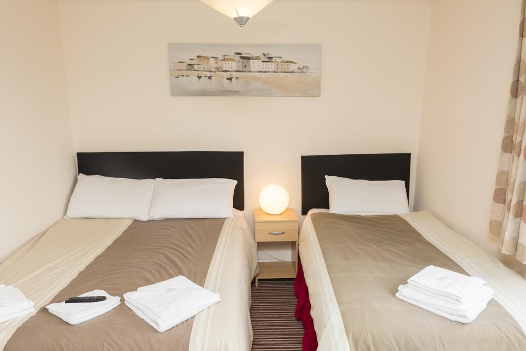 Southend Guest House - Close To Beach, Train Station & Southend Airport Стая снимка