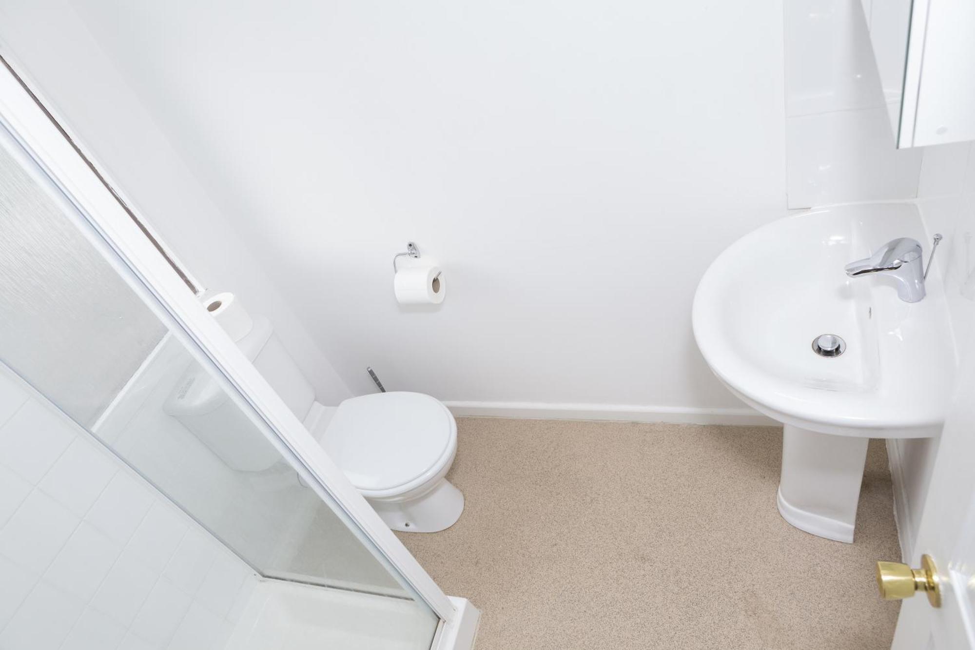 Southend Guest House - Close To Beach, Train Station & Southend Airport Стая снимка